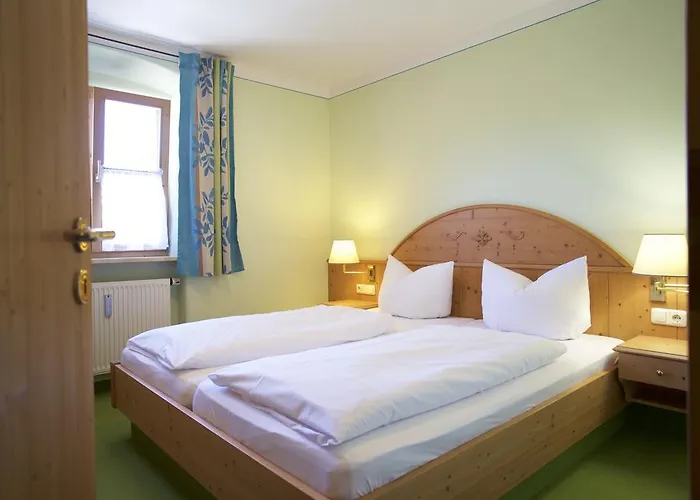 Hotell Salzburger Hof 3*
